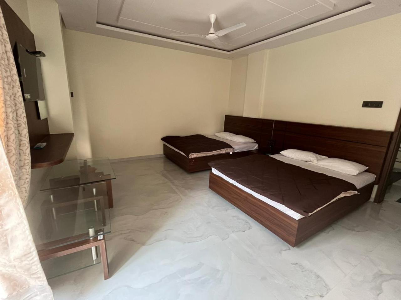 Hotel Sai Sandesh Sirdi Kültér fotó