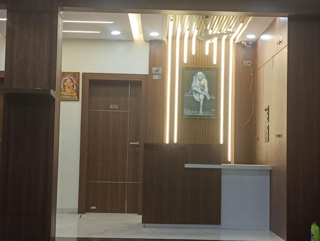 Hotel Sai Sandesh Sirdi Kültér fotó
