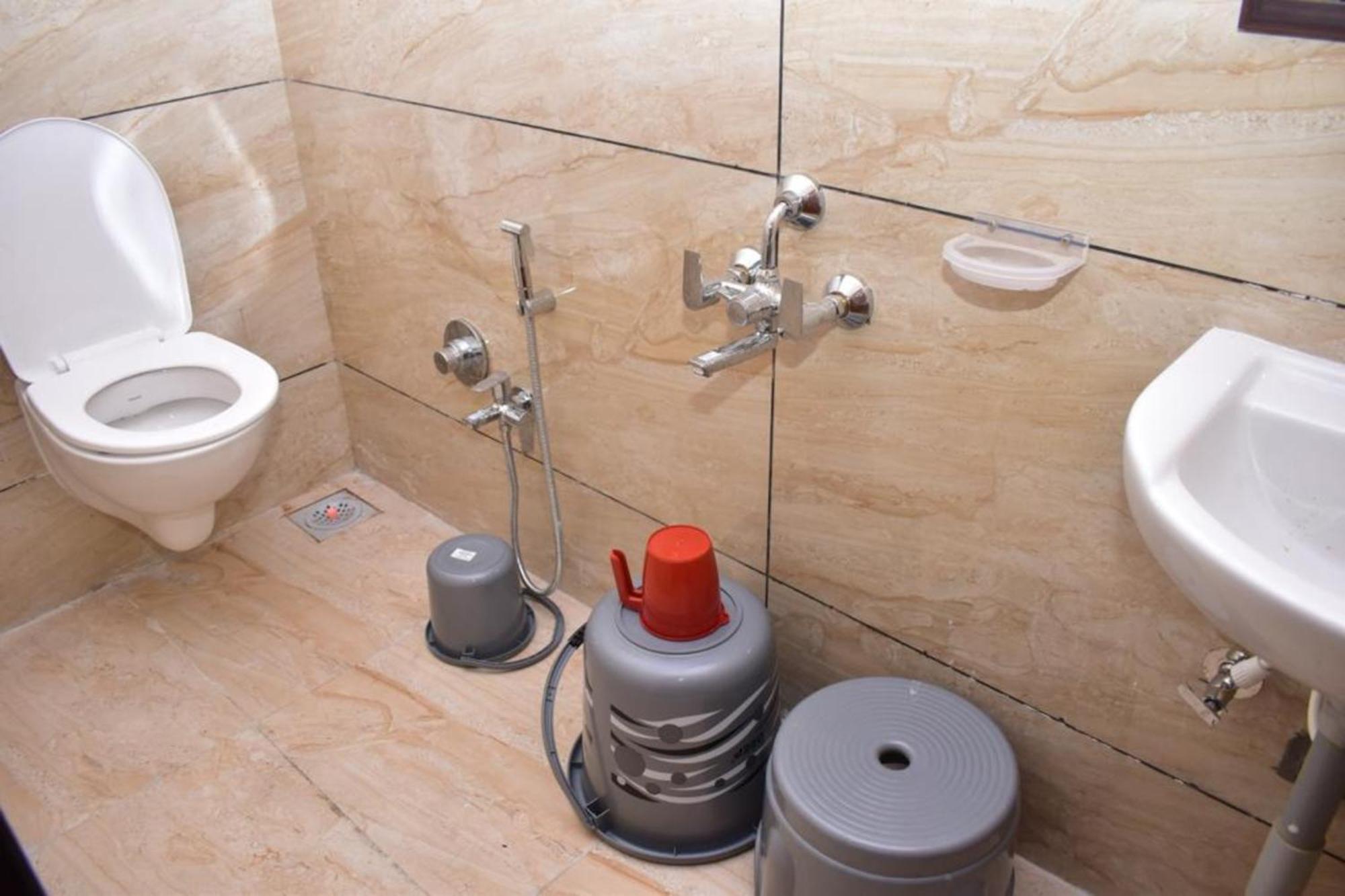 Hotel Sai Sandesh Sirdi Kültér fotó